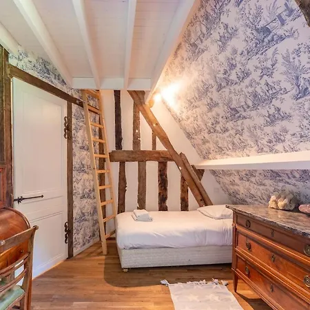 Ferienhaus Normandy Family House With Private Heated Pool - La Becassiere *
