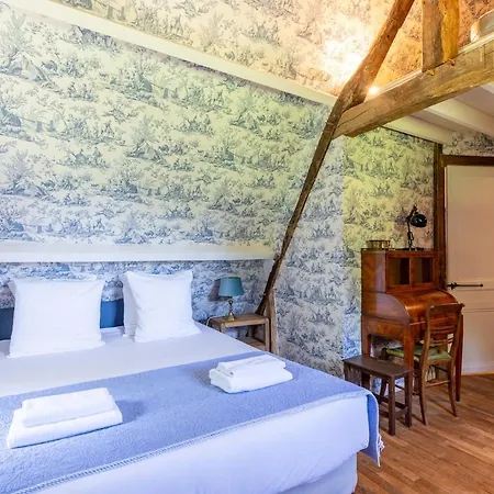 Normandy Family House With Private Heated Pool - La Becassiere *