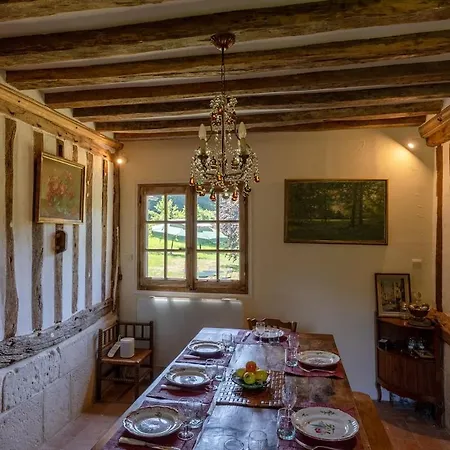 Normandy Family House With Private Heated Pool - La Becassiere