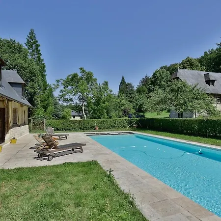 Normandy Family House With Private Heated Pool - La Becassiere Genneville